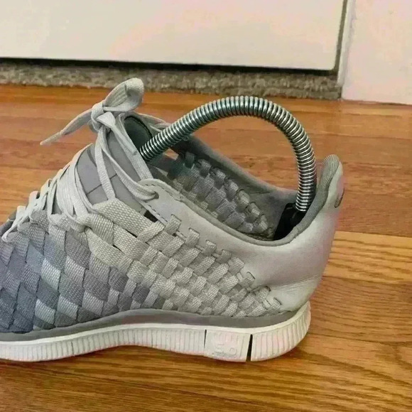 Nike Women Light Grey Low-Tops & Sneakers Textile Fibers, Women’s size 8.5 - Picture 10 of 14